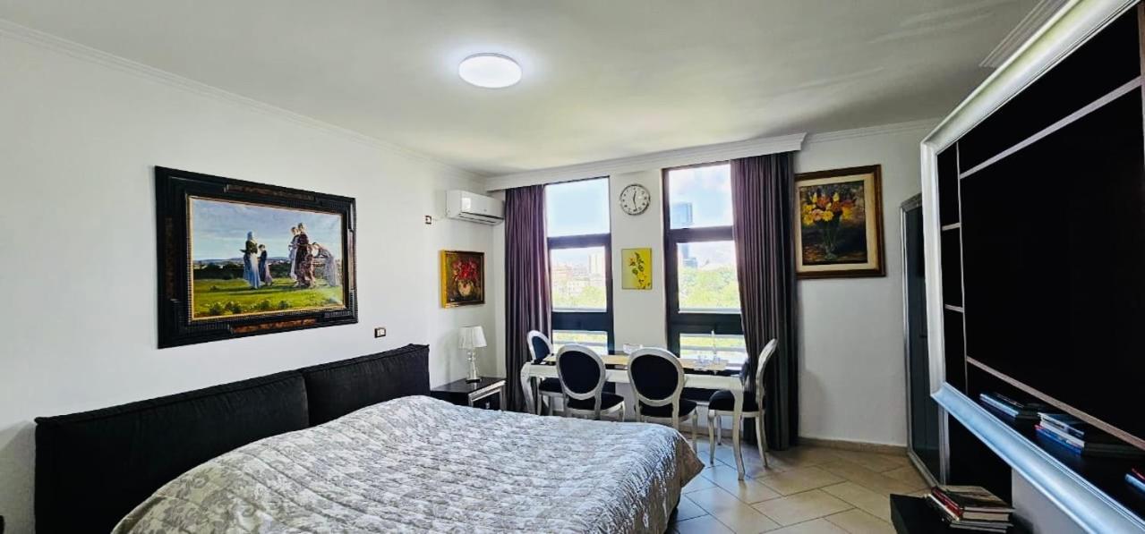 Amo Tower Tirana Center Apartment Ngoại thất bức ảnh